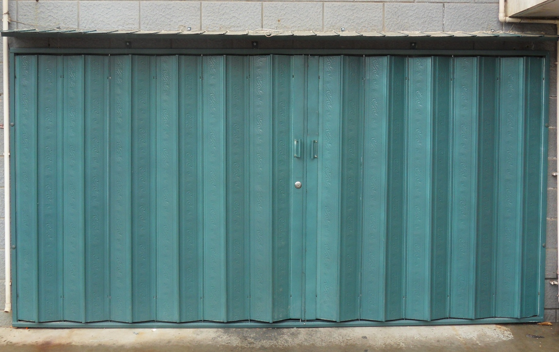 Folding Door
